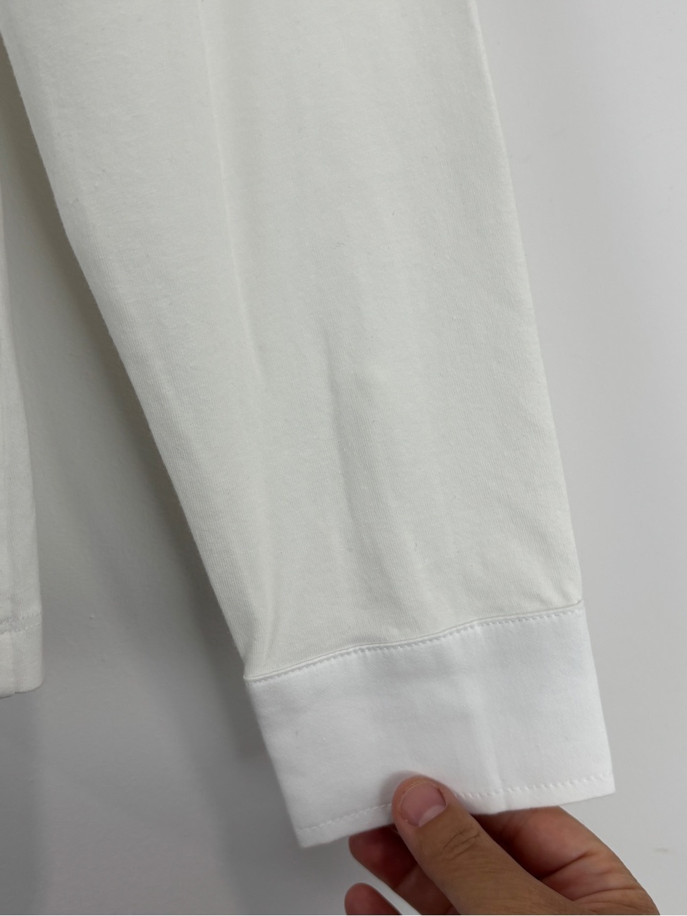 Dolcezza White Button Front Shirt M Artsy Graphic Pocket Collared Modern Art Top - Picture 9 of 17